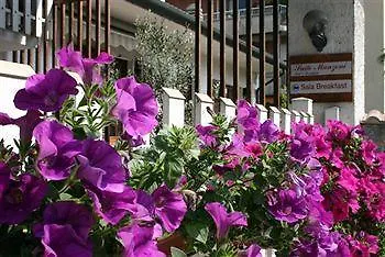 曼佐尼套房住宿加早餐旅馆 住宿加早餐酒店 Boffalora sopra Ticino